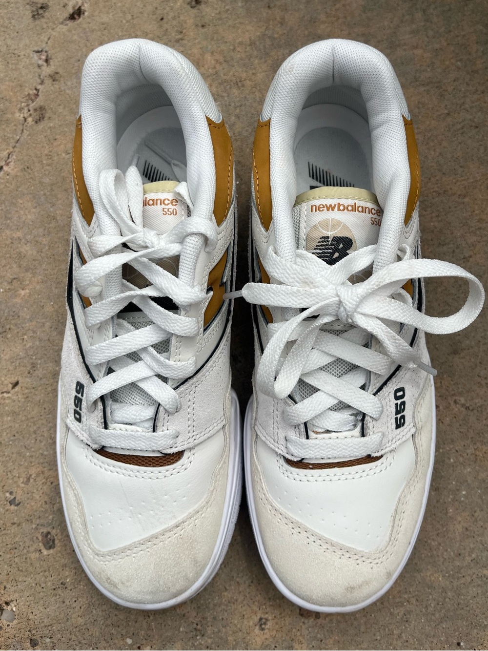 New Balance BBW 550 ST Limited Edition Sneakers.